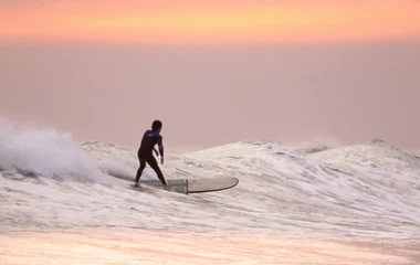 surfing in kata