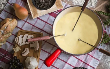 From sumptuous stews to freshly baked pastries, a gastronomic adventure awaits you during your next holiday in Italy.