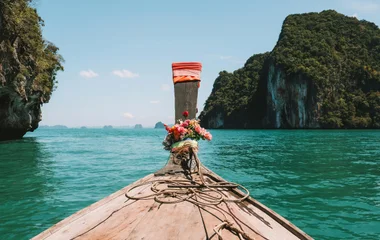 boat in ko lanta