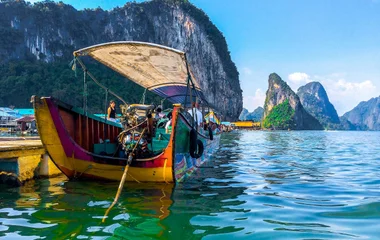 Mangrove tour boat in Thailand