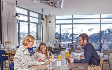 Midi – Une pause bien méritée après le ski