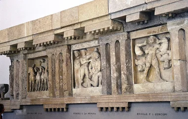 musée archéologique régional Antonio-Salinas