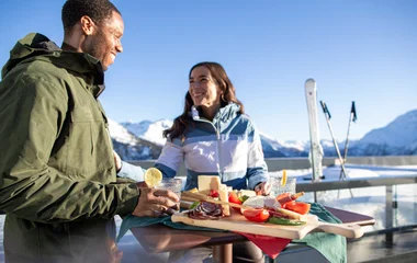 Déjeuner sur nos terrasses ensoleillées