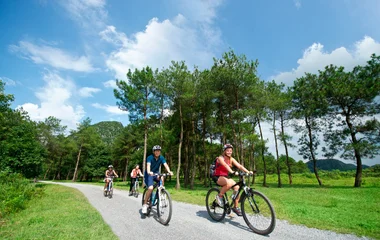 Club Med桂林度假村山间骑行