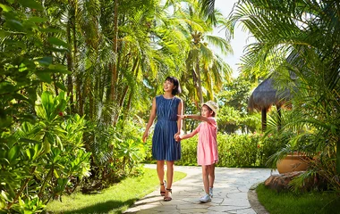 春节期间适合旅游的城市