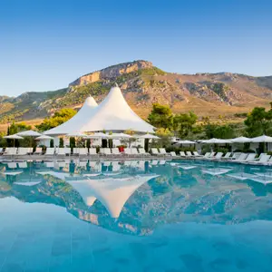 Resort Club Med in Grecia con piscina e vista sul mare