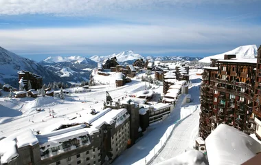 Arcs Panorama