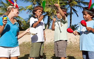 N°66 From New York to Tokyo let your children make universal friendships.