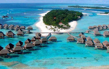 יעדי החופים של קלאב מד ברחבי העולם