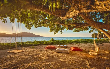 Strand während Sonnenuntergang