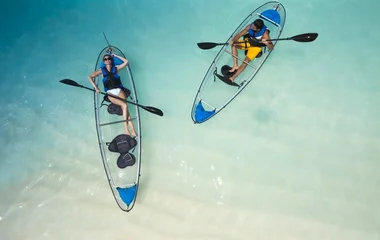 Escursione in kayak nel mare cristallino delle Maldive