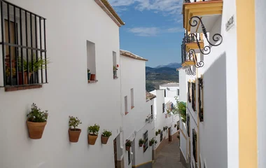 Wander around the old town