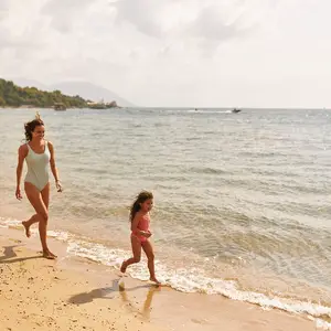Couple with their daughter during their holiday package