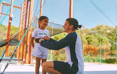 Дитячий клуб Club Med та догляд за дітьми