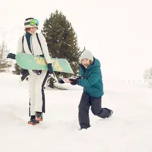 Snowboard waxing tips guide: how to wax a snowboard