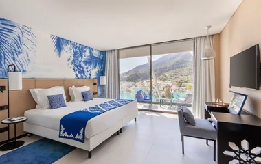 Luxurious accommodation and travel