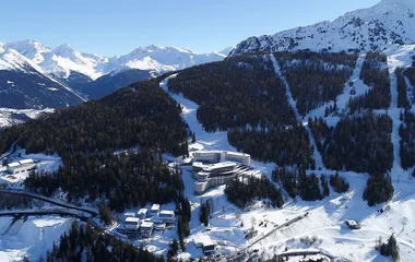 Discover Les Arcs Panorama with your group.