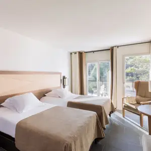 Superior Room - Garden Access