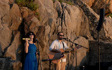 Deux musiciens au Club Med Cefalù