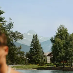 Famille à la montagne