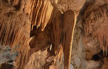 Caves Taulabé