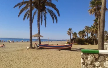 Plage de la Reda à Estepona en Espagne
