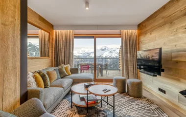 Sala de estar luxuosa de um quarto do Club Med Apartamentos-Chalés de Grand Massif Samoëns Morillon