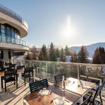 อาหารและเครื่องดื่ม