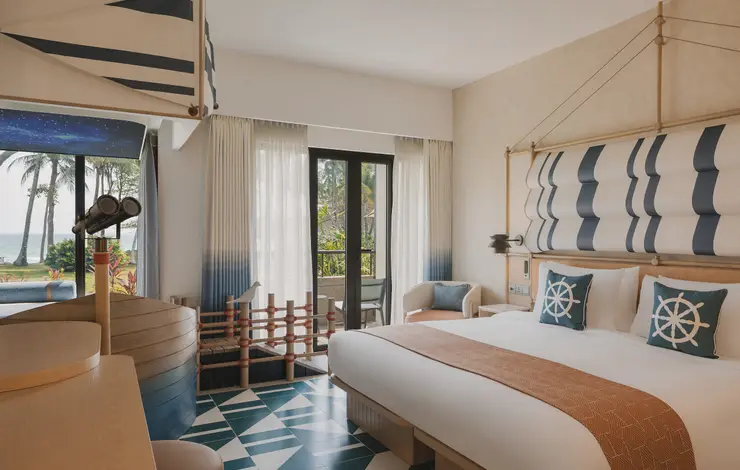 Тематический номер Deluxe - реновированный, с балконом, вид на море