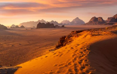 Désert du Wadi Rum : aventure en 4x4 et nuit sous les étoiles