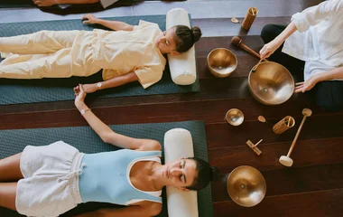 Madre e hija en el spa.
