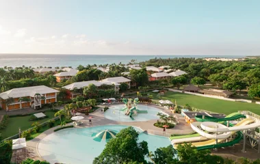 vuelos España Punta Cana octubre temporada baja huracán seguro Caribe República Dominicana