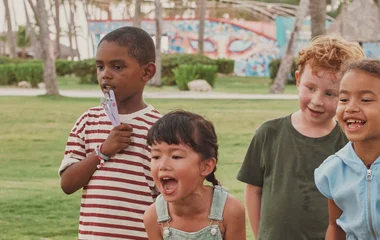 https://ns.clubmed.com/fbs/RWD/Enfants/PCAC_J121_161-swhr.jpg