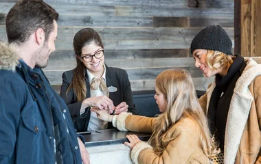 famille cours de ski alpes france