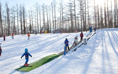 Des zones débutants sécurisées et des jardins des neiges pour vos enfants