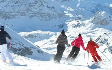 Techniques de ski pour skieurs intermédiaires